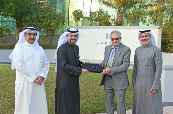 Providing a Luxurious, Multinational Residential Experience “Harbour Heights” Hands Over “B Tower” Title Deeds to Owners