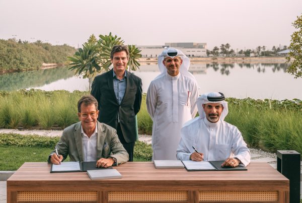 “Meliã Beachfront” Project Launched: Amwaj Beachfront Signs Partnership Agreement with Meliã Hotels and Resorts to Operate the Project’s Hotel, Beach Facilities 